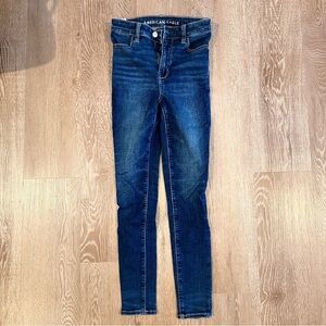American Eagle, dark blue skinny jeans/jeggings 
Size 000 short!